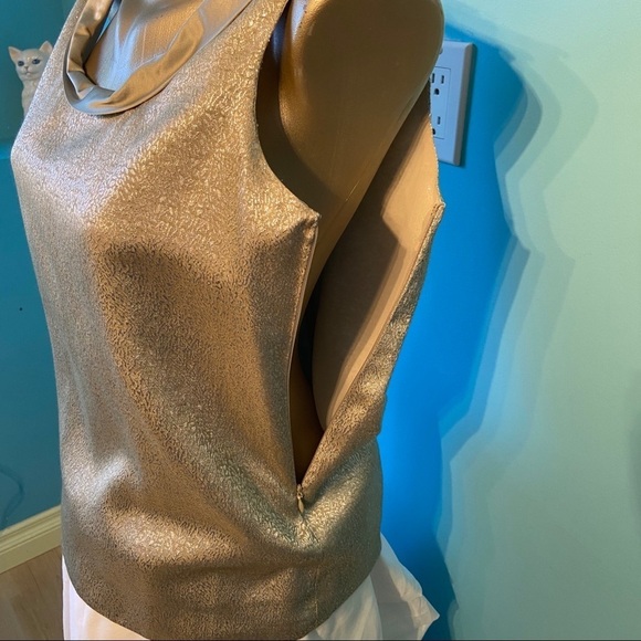 Rachel Zoe women’s gold sleeveless blouse in size 4 - Picture 4 of 8